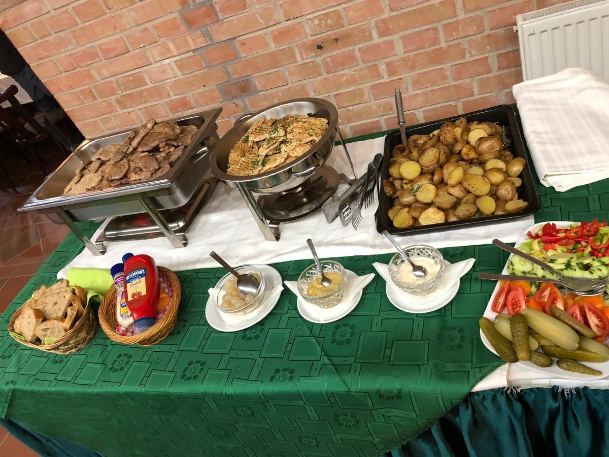 Penzion U Kraliku Kurdějov Zewnętrze zdjęcie